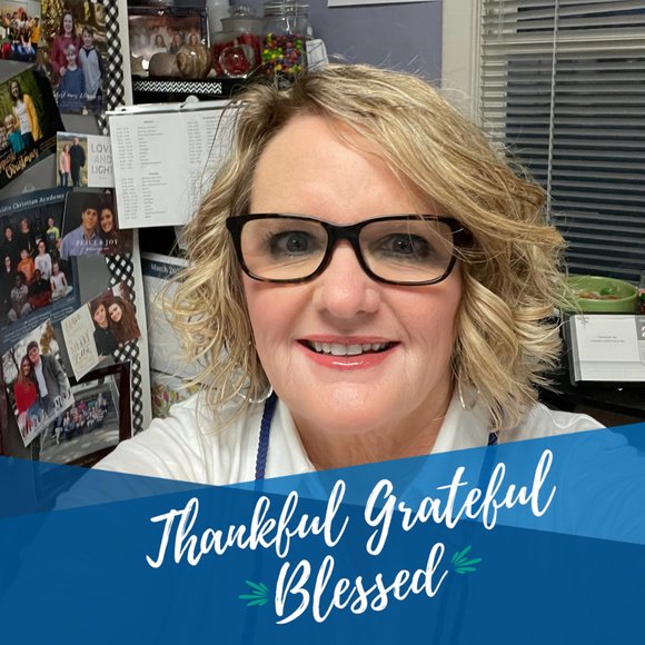 Meet your Posher, Juditha - Picture 1 of 1